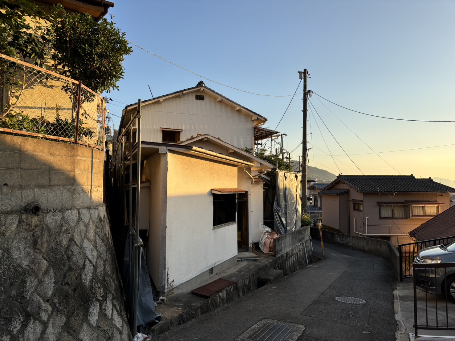 呉市内にて解体工事を行いました。