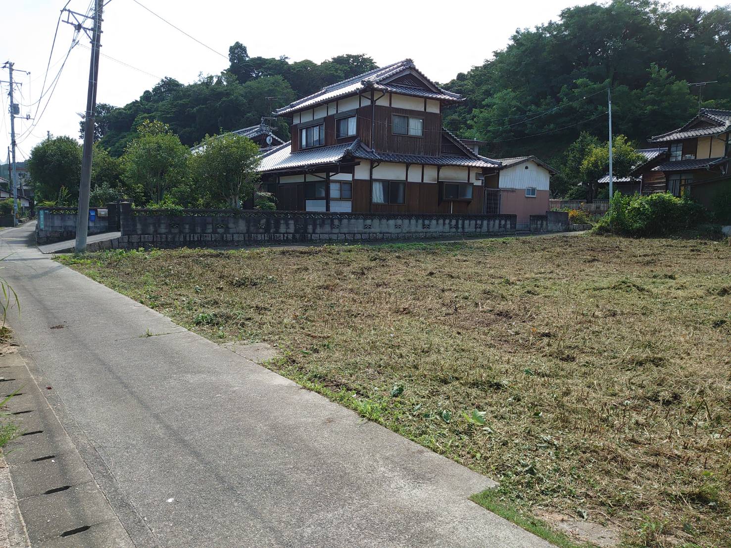 呉市、東広島市、安芸区、安芸郡、広島市など草刈工事の相談は藤川企画へ