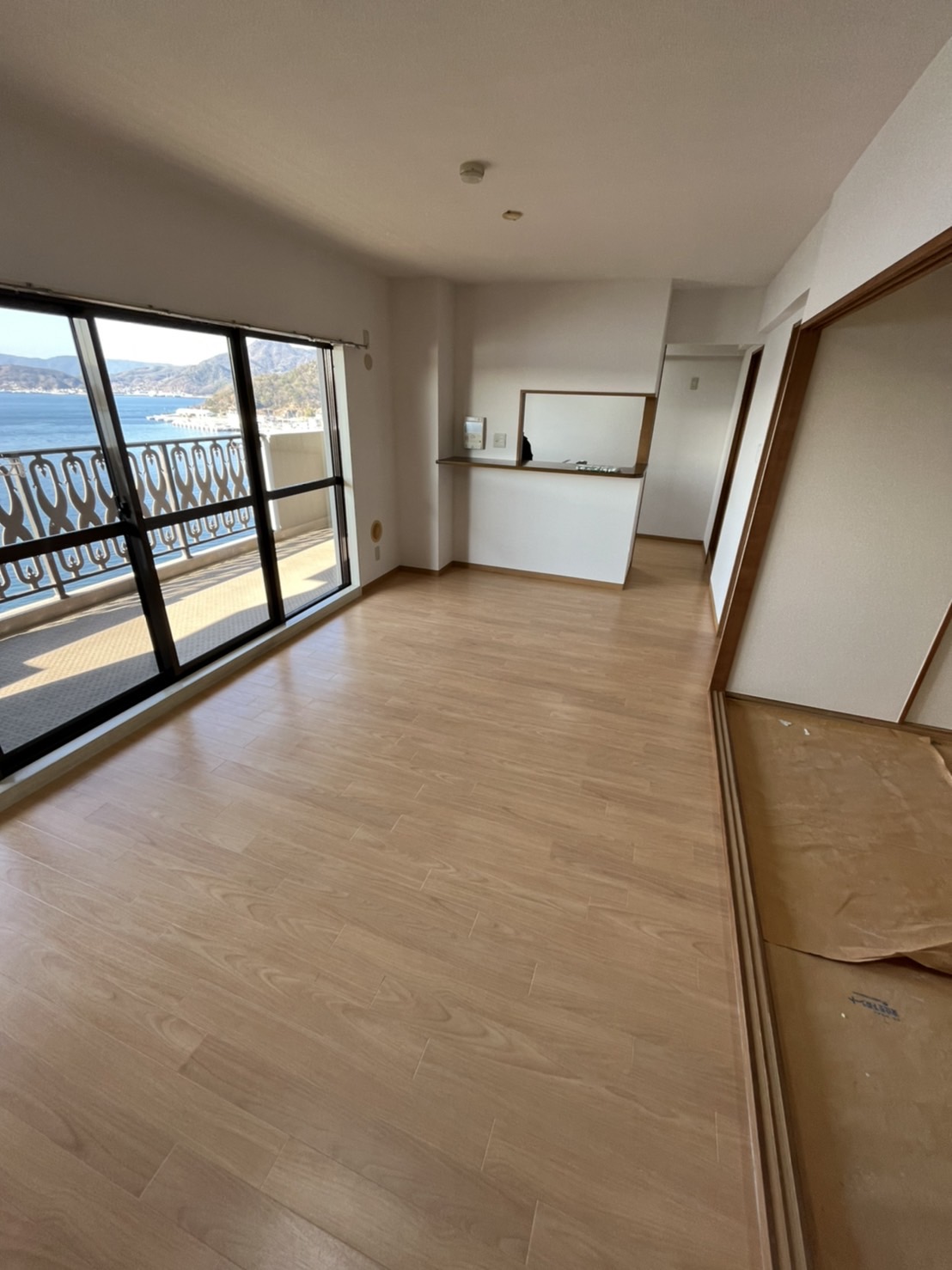 マンションの改修工事完成しました。