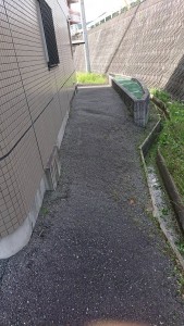69598