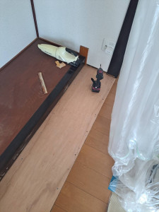 S__111894670_0