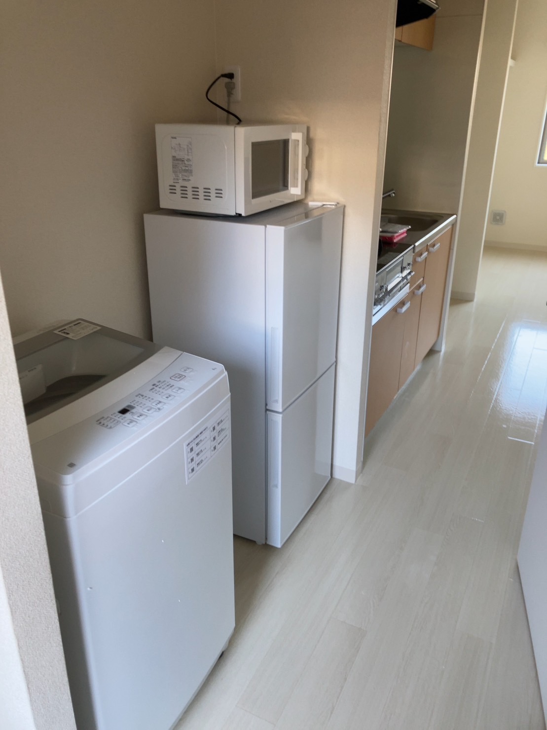 単身者様用アパートに家電４点セット搬入させていただきました。