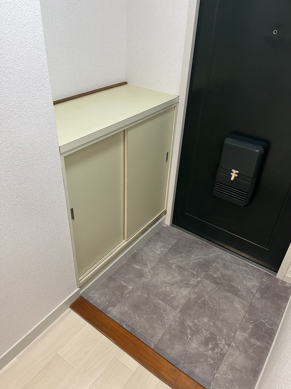 不動産屋さんからのご依頼で、改修工事を行いました。