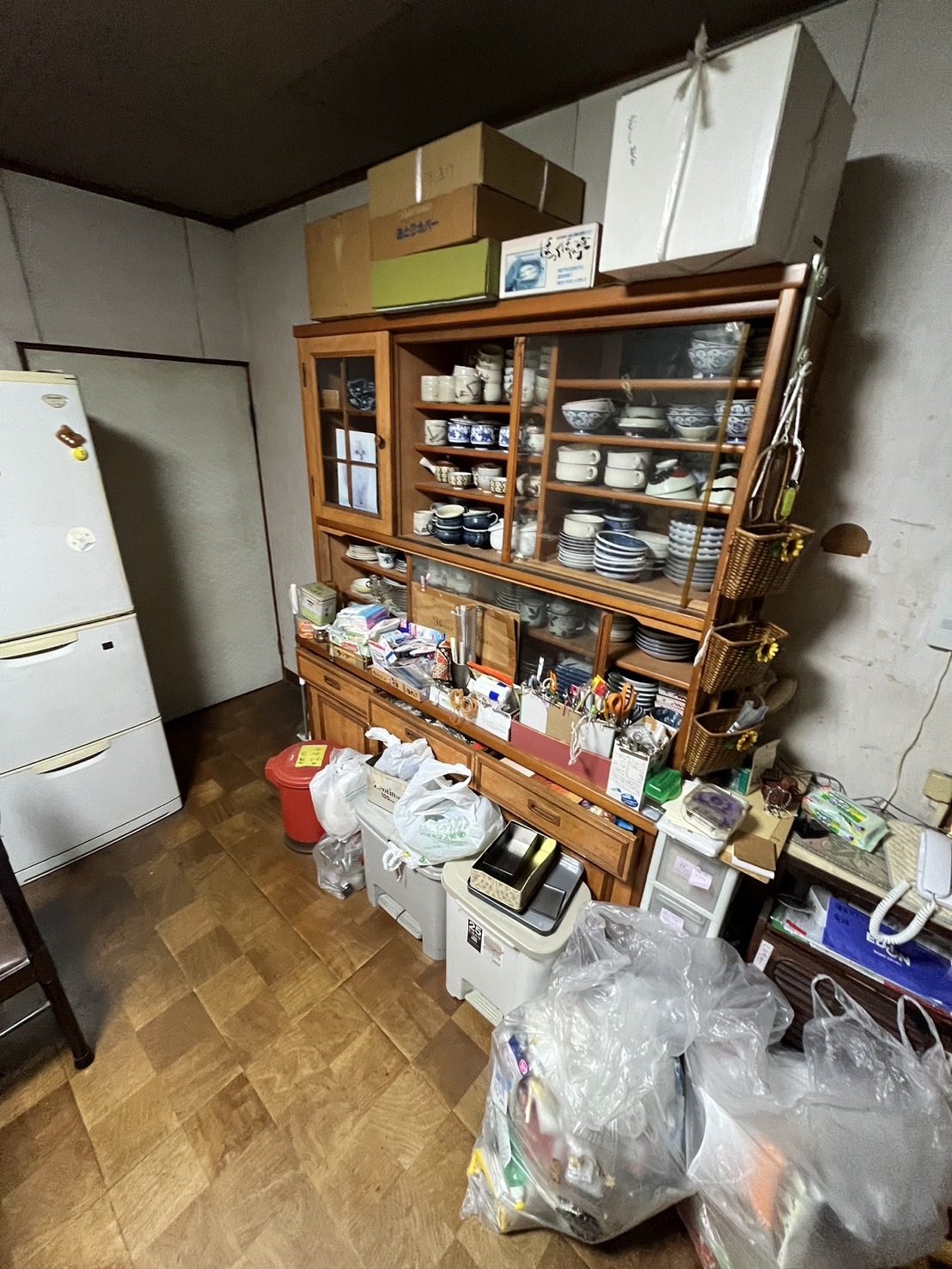 三原市で室内荷物撤去工事させて頂きました。
