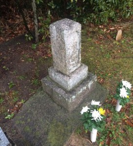 tomb_img009