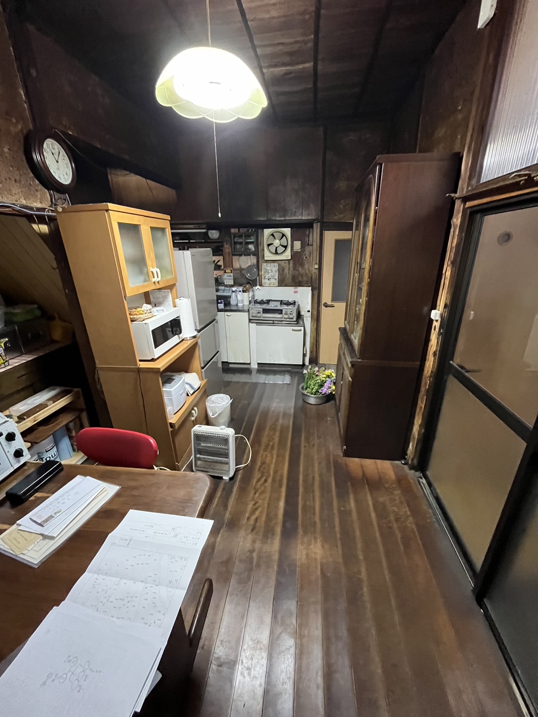 呉市内にて、荷物撤去を行いました。